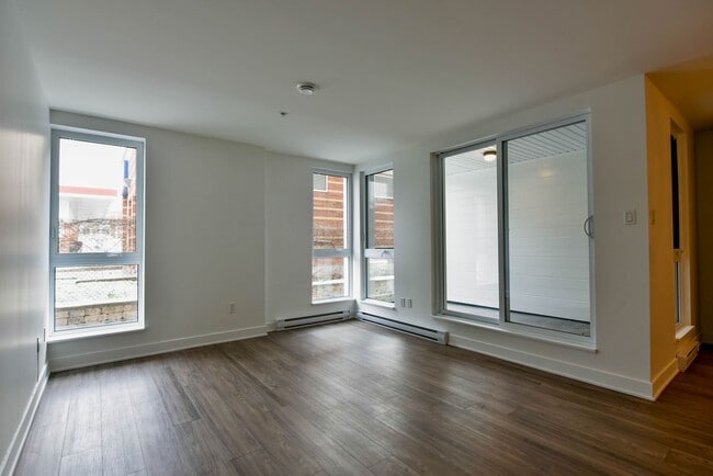 Photo - 9675 Av. Papineau Unité 129