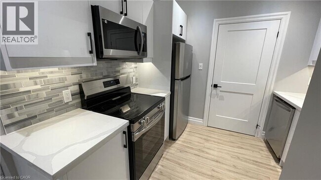 Photo - 69 E Main St Unit 102