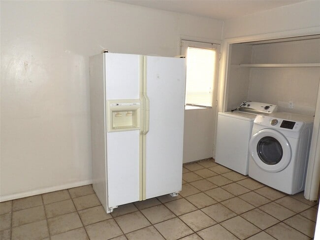 Photo - 2411 NW 30th St