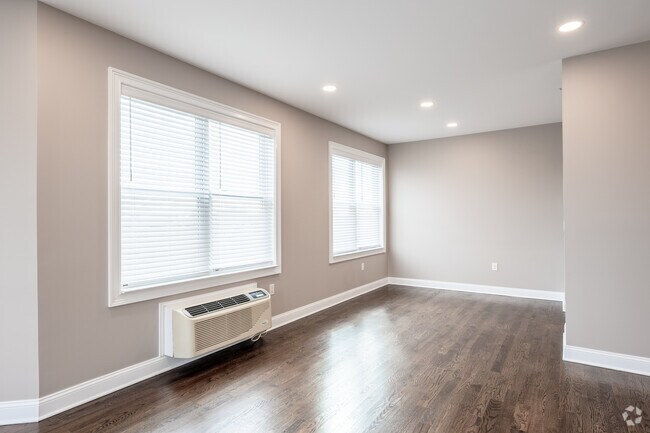 2BR 2BA - 1,331SF