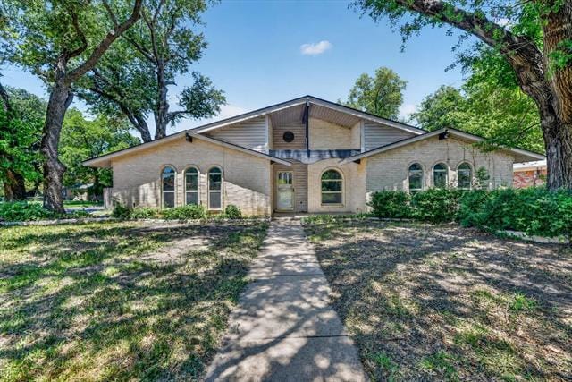 Building Photo - 1901 Knoxville Dr