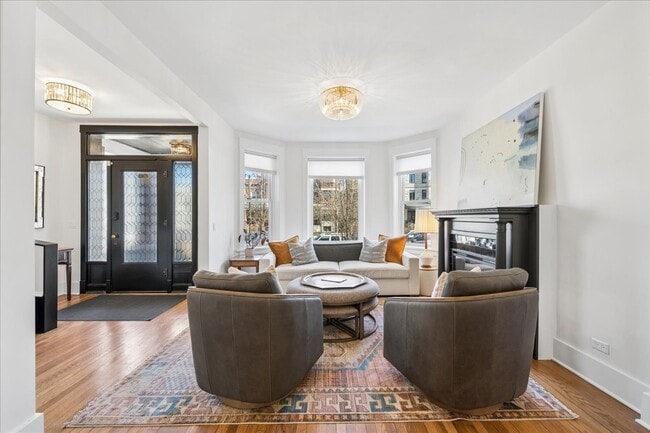 Photo - 4912 N Winchester Ave