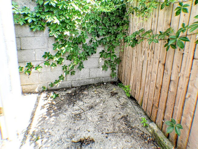 Photo - Point Breeze Three Bedroom Home