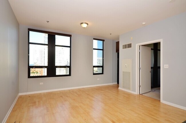 Photo - 1255 S State St Unit 1909