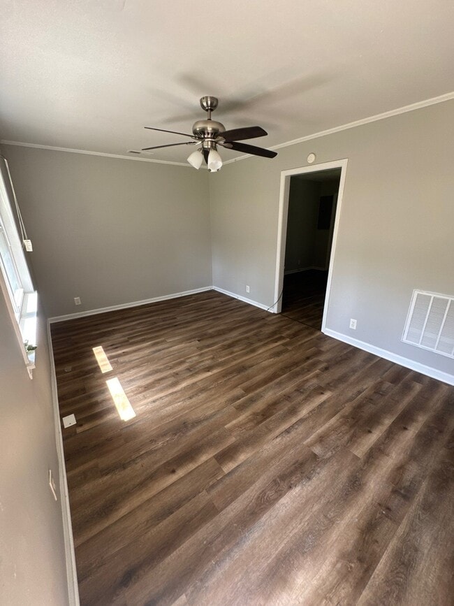 Photo - 920 N Monroe Ave