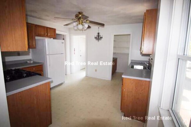Building Photo - 296 Highland Ave Unit 1 Rental
