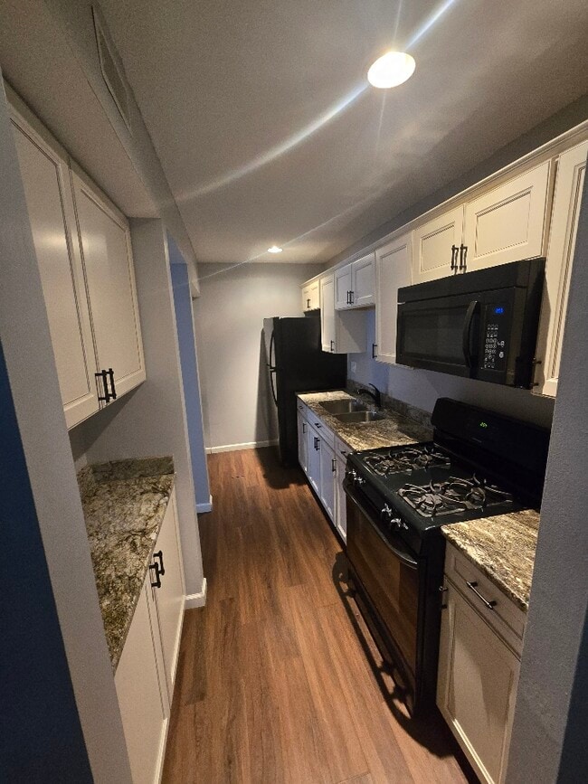 Photo - 4V S Fernwood Dr