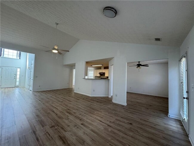 Photo - 3720 Crescent Walk Ln NE