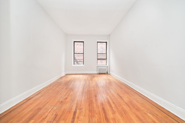 JUST LISTED STUDIO IN THE HEART OF HELL’S KITCHEN