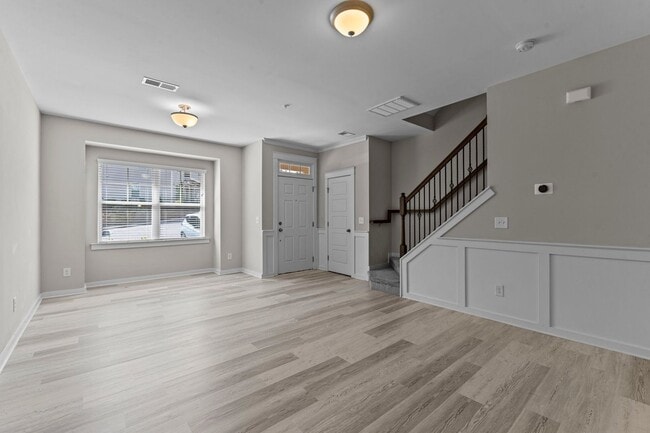 Photo - Gorgeous Townhome in N. Raleigh, Top Ameni...