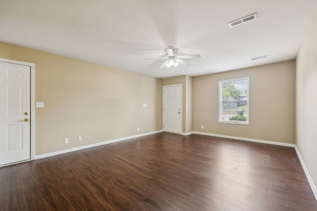 Photo - 269 A EXECUTIVE AVE, CLARKSVILLE, TN 37042