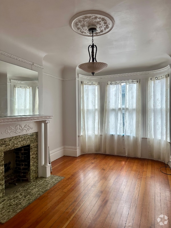 Building Photo - 774 7th Ave Unit 774 Rental