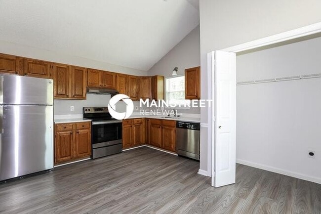 3 Bedroom Pet-Friendly Home in Nashville, TN with Main Street Renewal