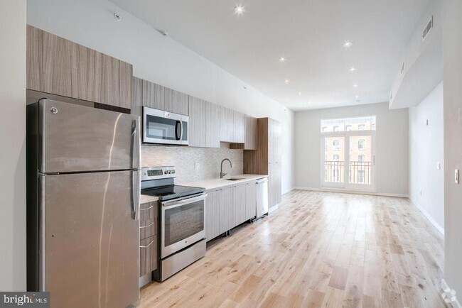 Building Photo - 412-26 S 13th St Unit 606 Rental