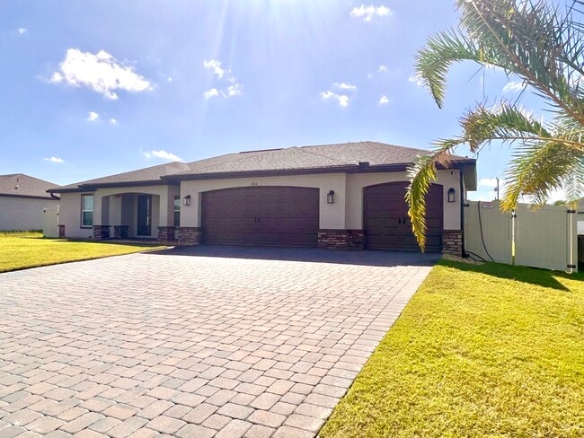 Photo - 2834 NW 25th Ln