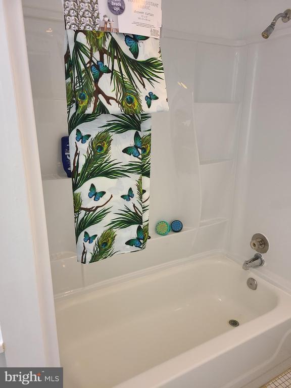 Photo - 2059 Huntington Ave Unidad 802