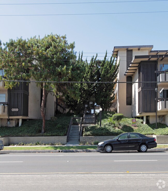 Anza Victoria Apartments For Rent in Torrance, CA