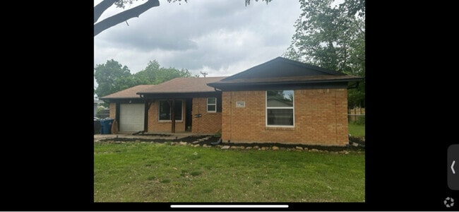 Building Photo - 7701 Janetta Dr Rental