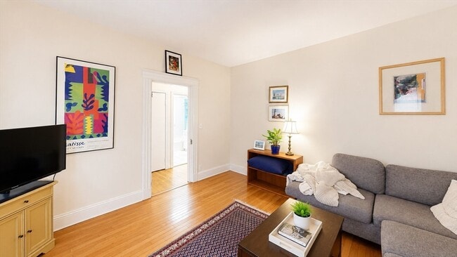Photo - 213 Parsons St Unit 1