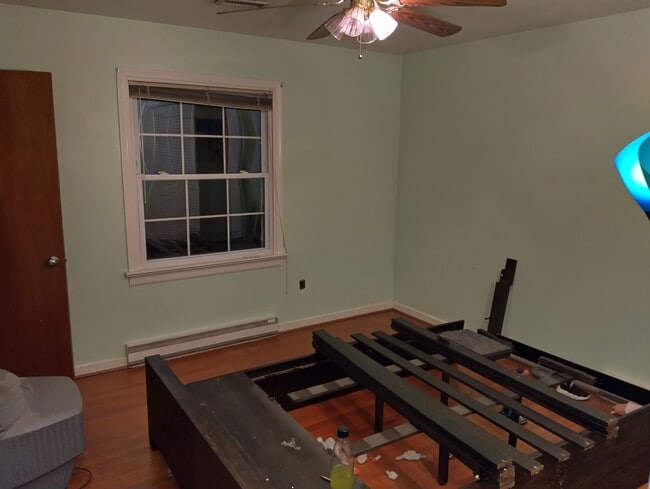 Photo - 2912 Overton Rd