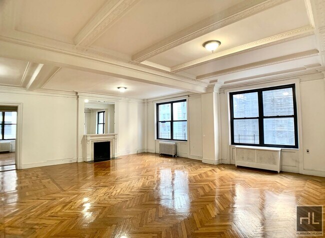 Photo - WEST 58 STREET Unidad PHA