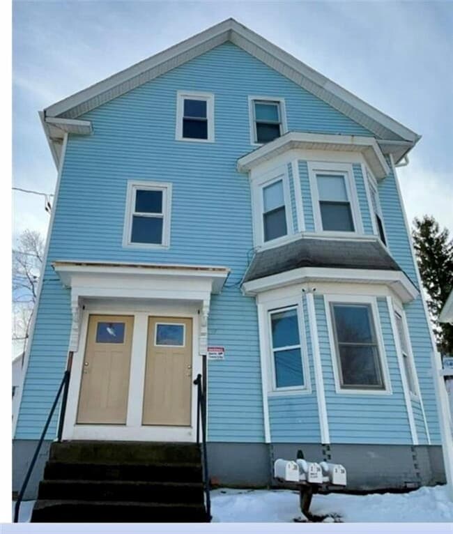 Photo - 36 Highland Ave Apartment Unit 3rd Flr