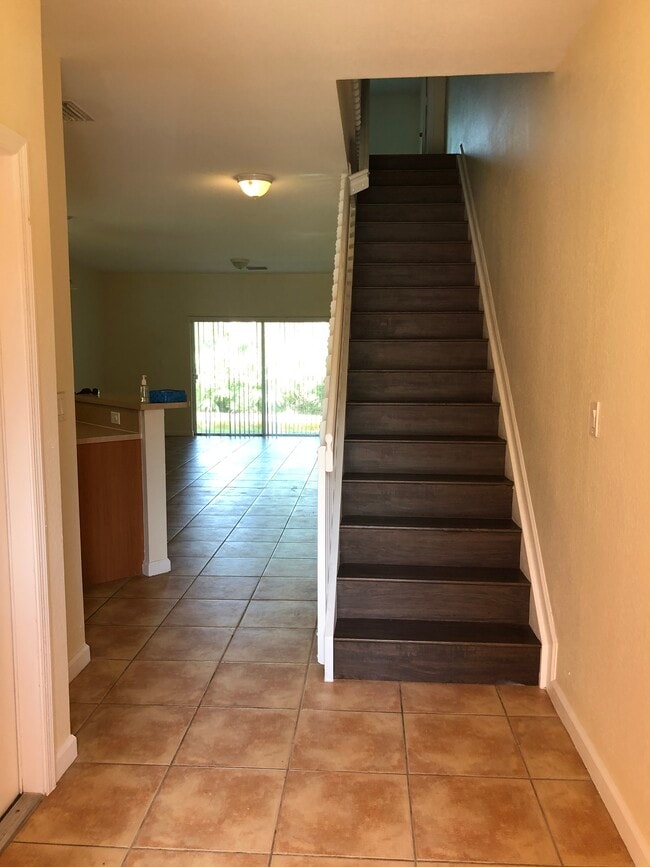 Photo - 5023 SE Mariner Garden Cir