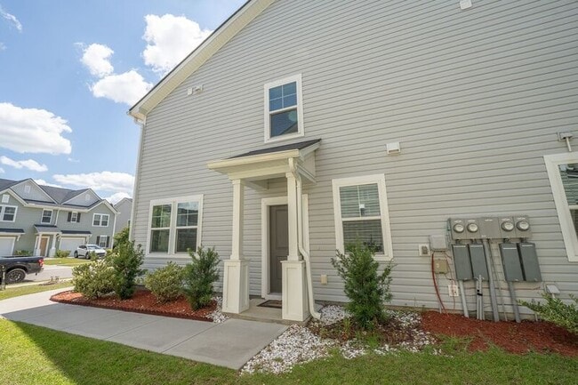 Photo - 148 Benelli Dr
