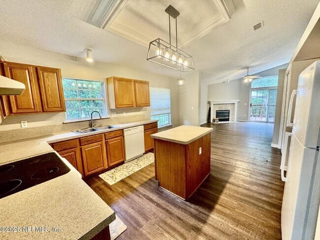 Photo - 12295 Sumter Square Dr E