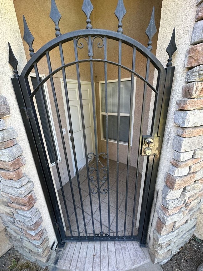 Photo - Elegant 3-Bedroom Home in Seven Oaks