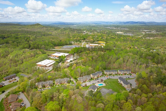 Woodfield Oaks Apartments