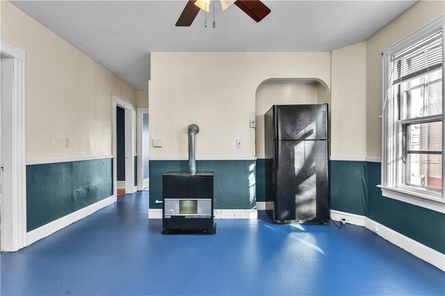 Photo - 266 Sayles Ave