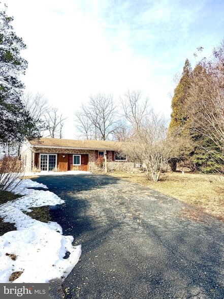 Photo - 2360 New Schuylkill Rd