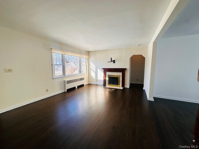 Photo - 11 W Glen Ave