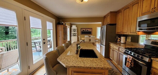 Photo - Off-Season Rental | Available 10/15/25 – 5...