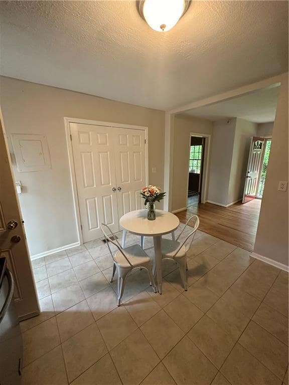 Photo - 3403 Phillips Cir