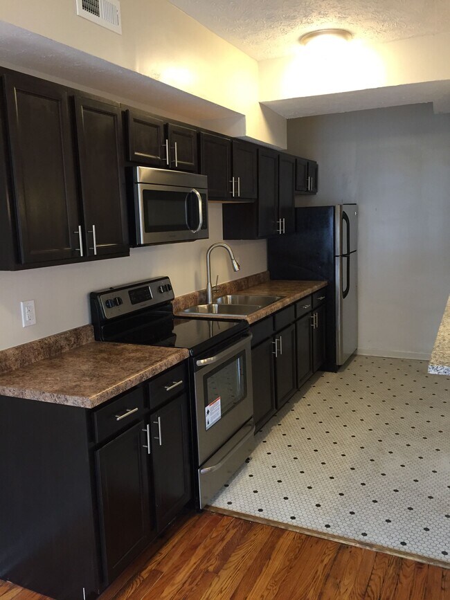 Parkview Apartments LLC