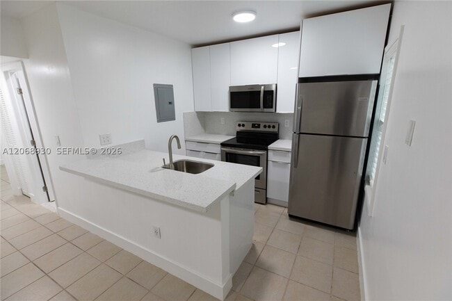 Building Photo - 3445 Franklin Ave Unit A