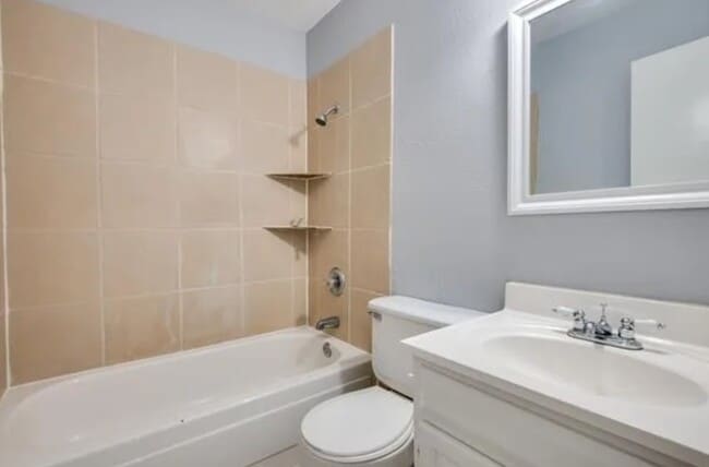 Photo - 803 Meadowlark Dr