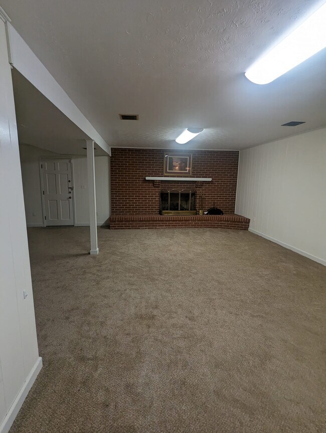 Photo - 249 River Oak Dr