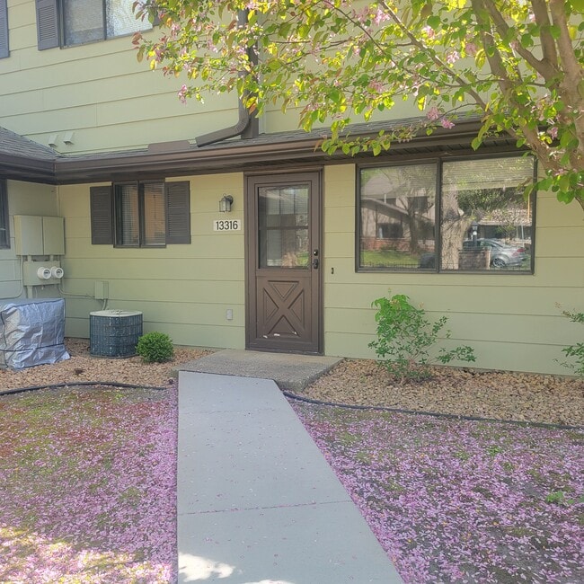 Photo - 13316 Zenith Ln