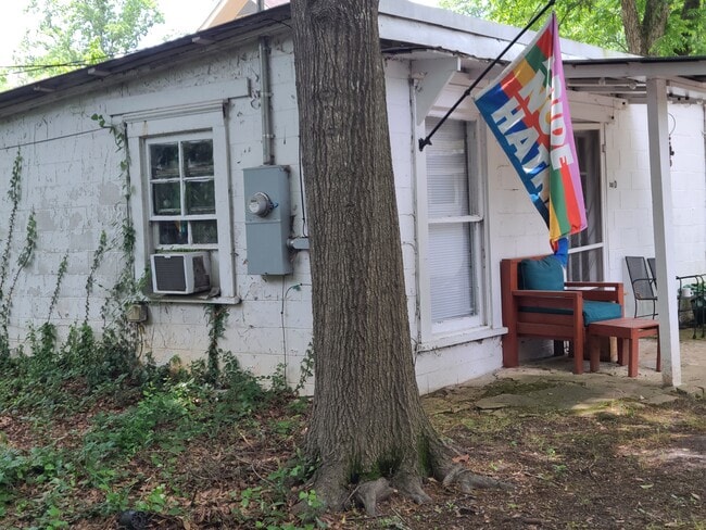 Photo - 145 Mell St Unidad D