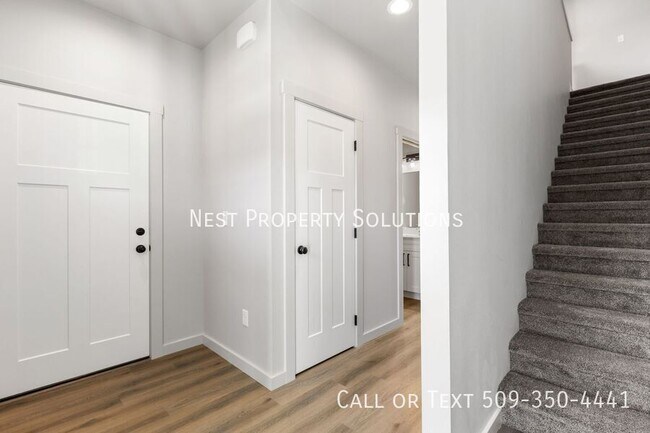 Photo - 370 Ivy St NE Unidad E24