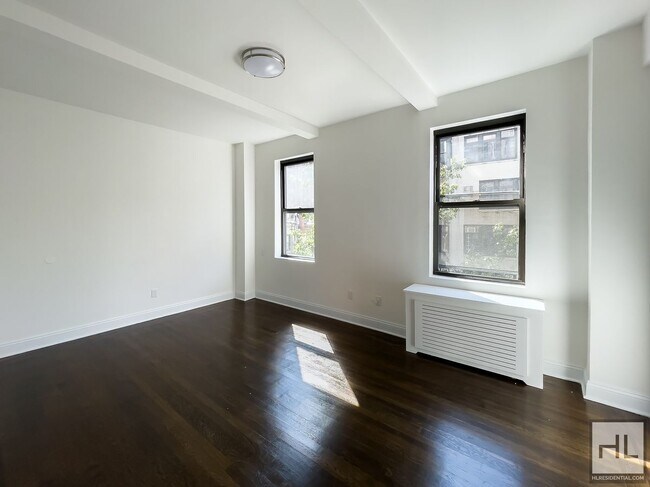 Photo - EAST 37 STREET Unidad 4D