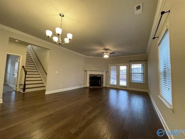 Photo - 1 Knobcone Ln