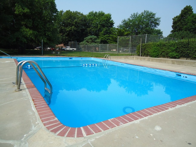Richland Park Apartments