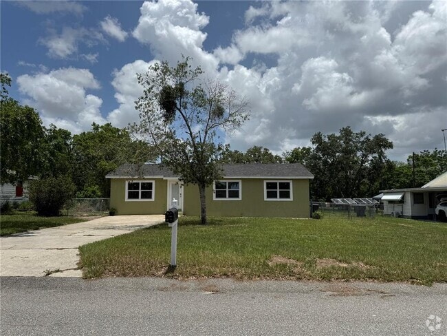Building Photo - 2549 Olive Ave Rental