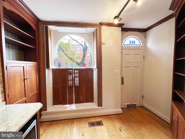 Photo - 125 Warren Ave