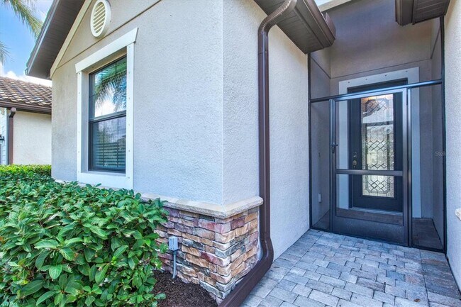 Photo - 17030 Blue Rdg Pl