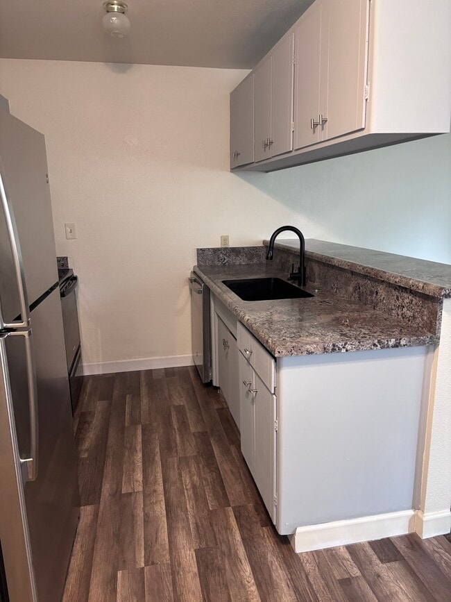 Photo - 139 W Lassen Ave Unit 22